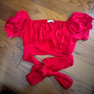 Red puffy sleeve crop top ❤️‍🔥